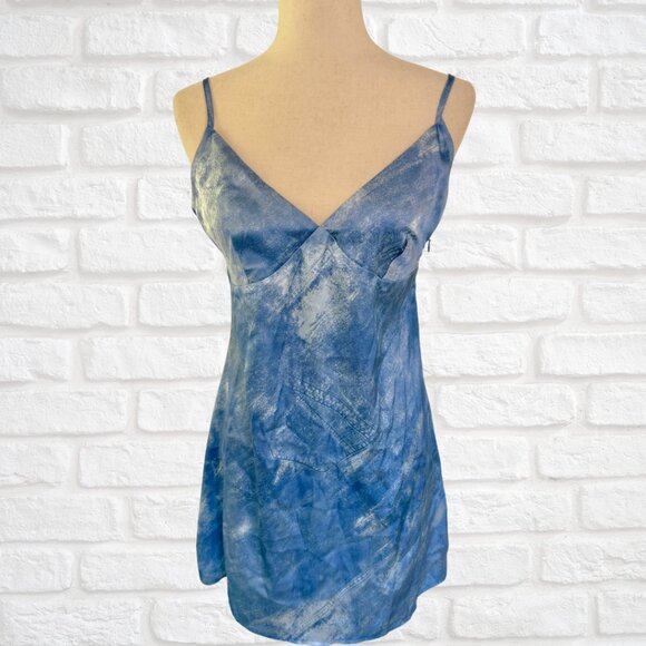 NWT Vero Moda Slip Dress Faux Denim Spaghetti Strap Size Medium Blue Mini - Picture 1 of 12